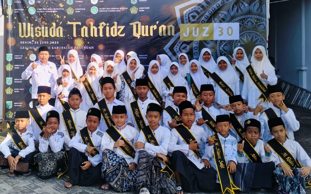 MI Assholach Dominasi Wisuda Tahfidz Qur’an Juz 30 KKMI Kabupaten Pasuruan
